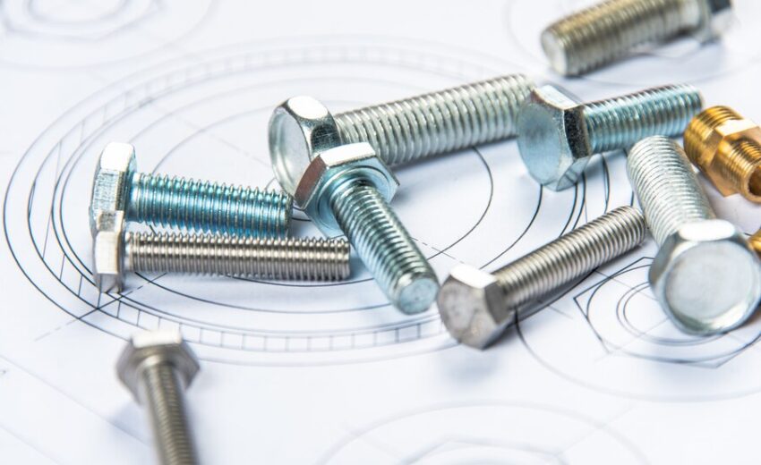 Alegerea corectă a șuruburilor și conectorilor pentru montajul structurilor metalice