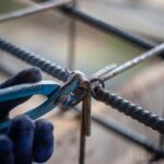 Diferențele dintre montajul structurilor metalice pentru hale industriale și cel pentru spații comerciale
