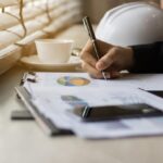 Gestionarea riscurilor în proiectele de construcții comerciale și industriale