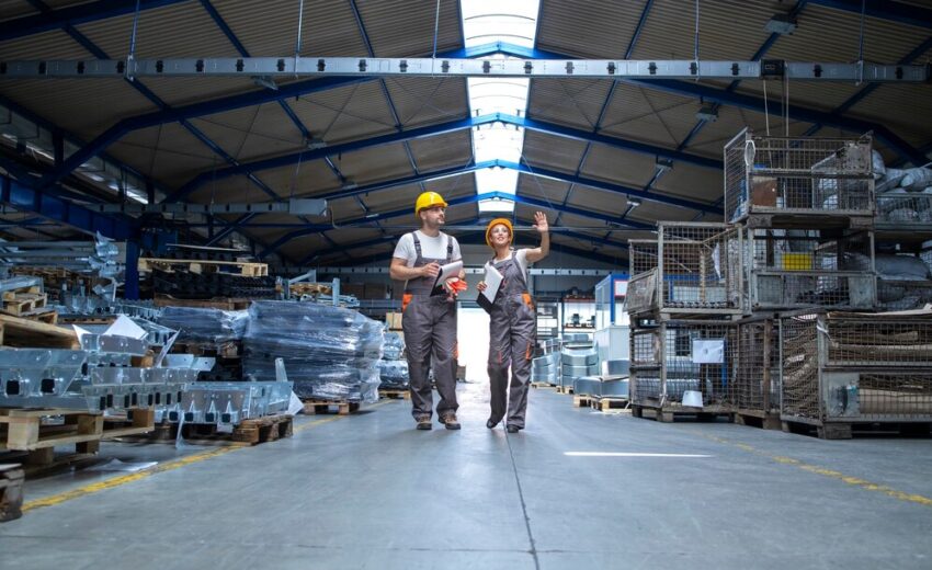 Diferențele dintre construcțiile industriale destinate producției și cele pentru depozitare