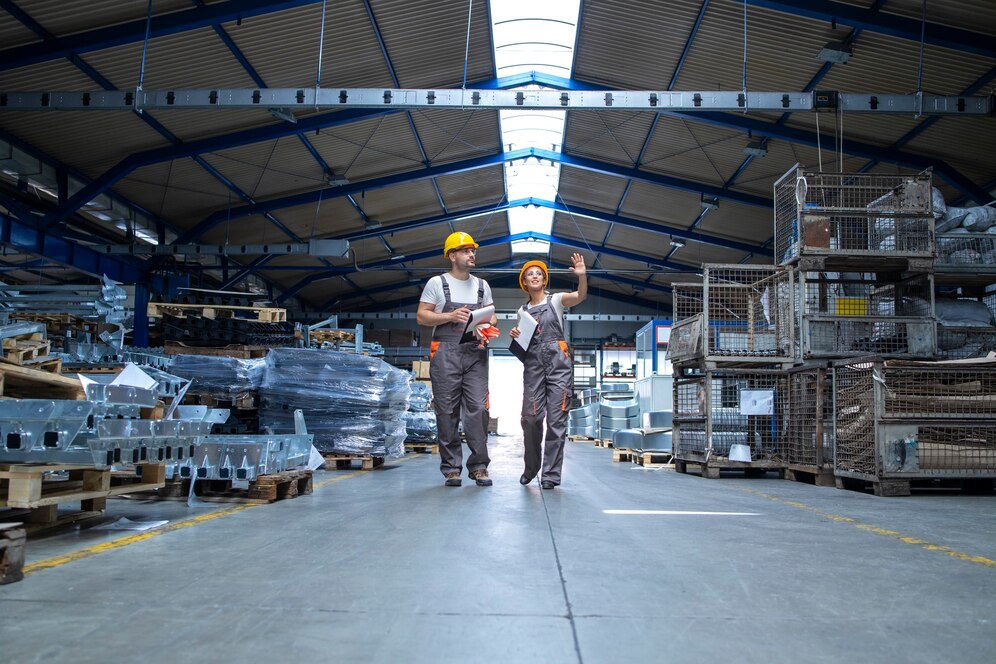 Diferențele dintre construcțiile industriale destinate producției și cele pentru depozitare