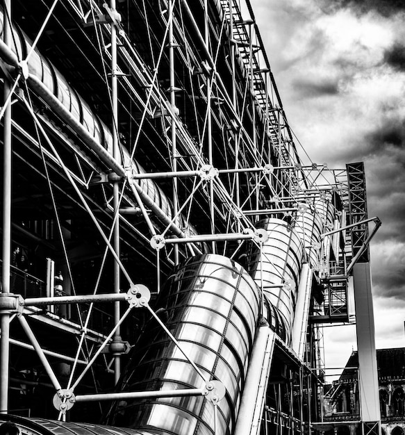 Diferențele dintre structurile metalice pentru uz industrial și cele pentru uz agricol
