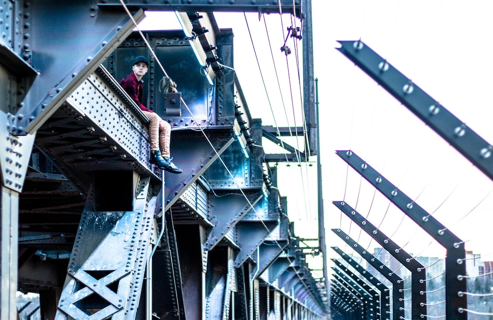 Acasă 60 Etapele montajului unei structuri metalice: de la livrare la finalizare