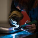 De ce este importantă verificarea sudurilor în timpul montajului structurilor metalice