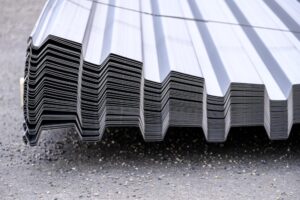 Alegerea corectă a sistemului de acoperiș pentru clădirile industriale