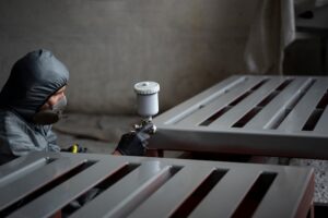 Impactul protecției anticorozive asupra durabilității structurilor metalice