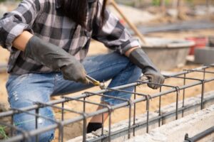 Compararea diferitelor tipuri de fundații pentru hale metalice