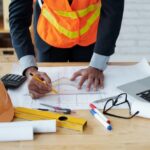 Etapele unui proiect de construcție industrială gestionat prin antrepriză generală
